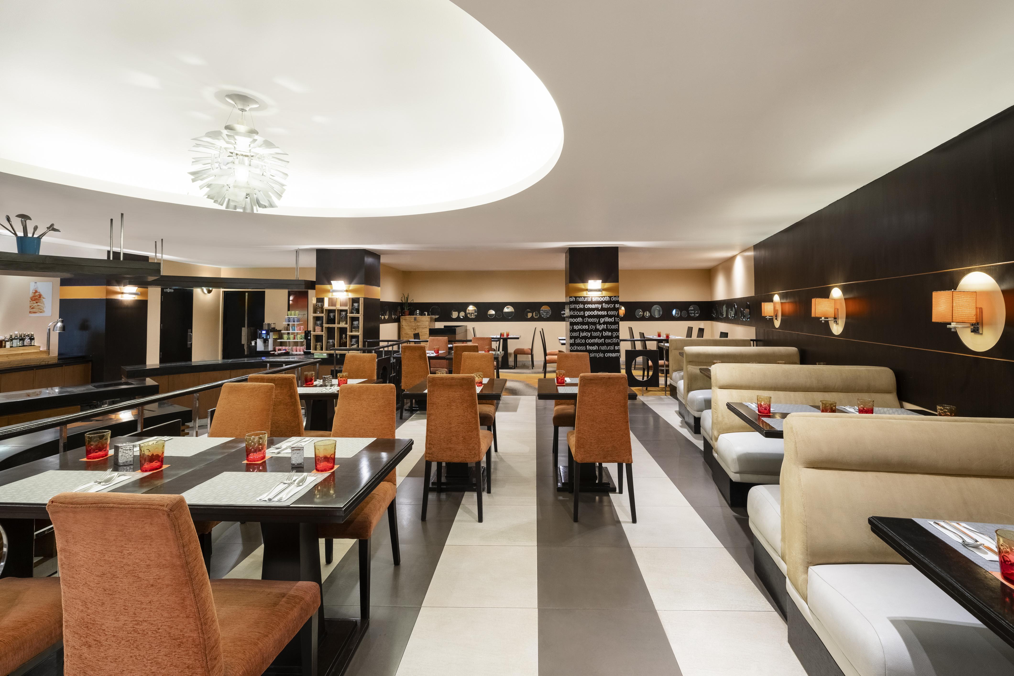 Jen Manila By Shangri-La Pasay Zewnętrze zdjęcie